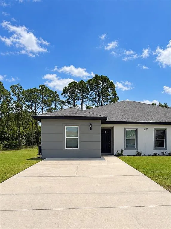 3 bed, 2.0 bath, 1400 sqft, $1,800 — Photo 1