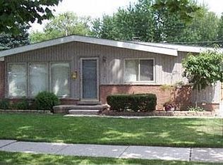 8334 Melvin Ave, Westland, MI 48185