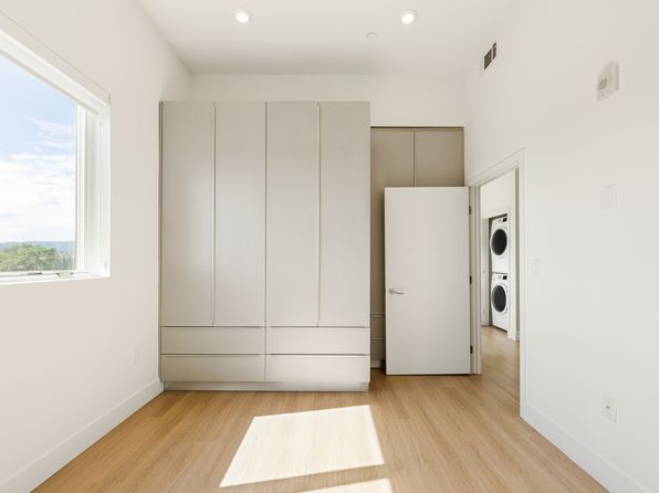 (undisclosed Address)