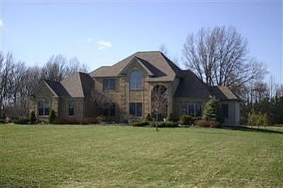 2nd image of 38292 Arbor Ct