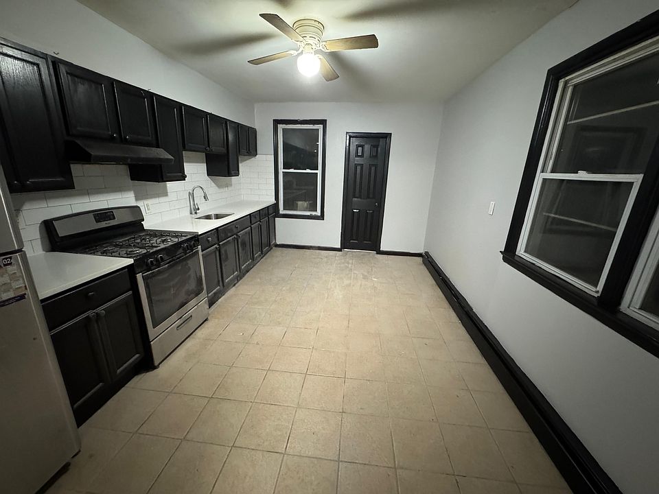 1st image of 93 Garden St #G2