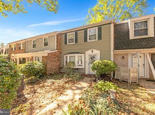 5517 Woodenhawk Cir, Columbia, MD 21044