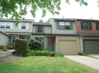 92 Farnwood Rd, Mount Laurel, NJ 08054