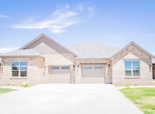 1613 102nd St, Lubbock, TX 79423