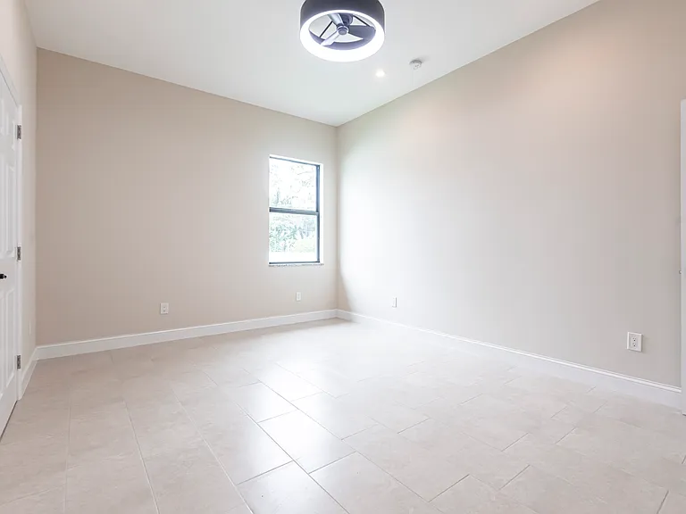 10295 Carolina St — Photo 8