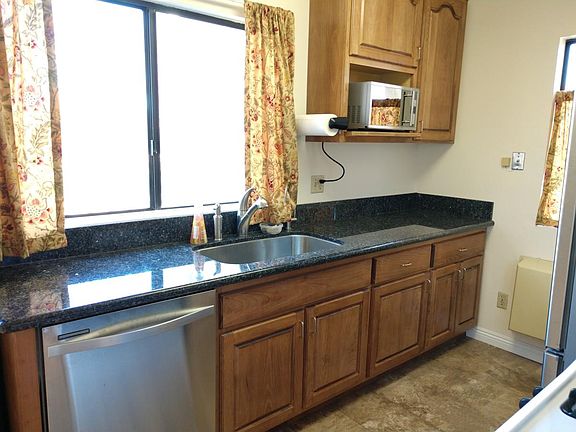 3rd image of 10825 Camino Ruiz Unit 52
