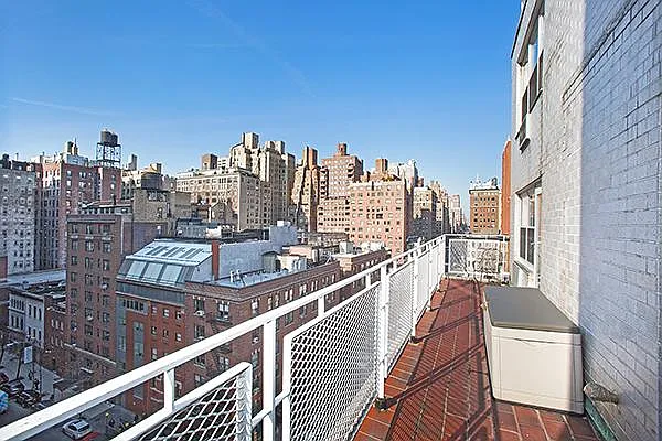 Sold by Keller Williams NYC | media 23