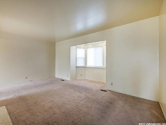 5th image of 1721 W Baroness Pl