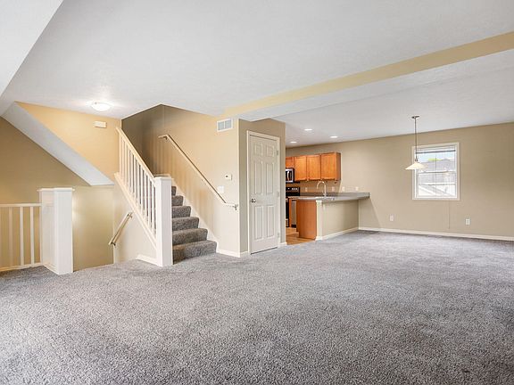 5th image of 2124 Sherwood Ave