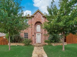 2260 Bresee Dr, Carrollton, TX 75010
