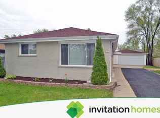 29 W Byron Ave, Addison, IL 60101