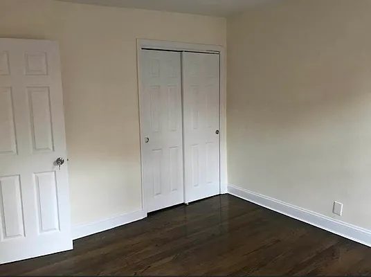 Rented by Salon Realty Corp | media 17