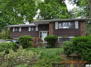 10 Mineola Avenue, Roslyn Estates, NY