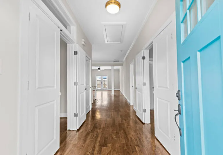 300 Mill Rd — Photo 3