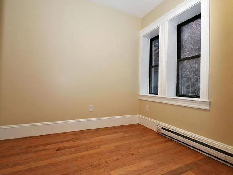 883 Huntington Ave #83 — Photo 13