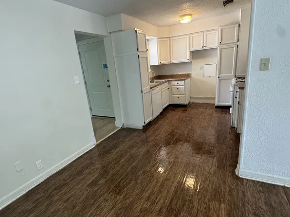 1311 E Inwood Dr, Arlington, TX 76010