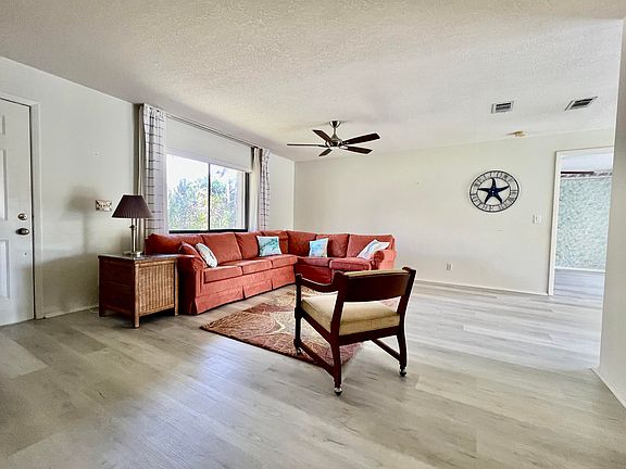 3rd image of 3209 River Winds Ct