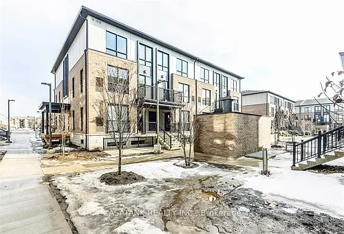 1202 Main St E Photo 1