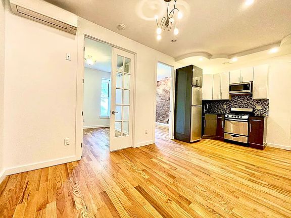 5th image of 1211 Dean St APT 2B