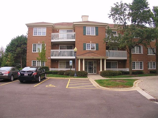 1st image of 112 Day St APT 303