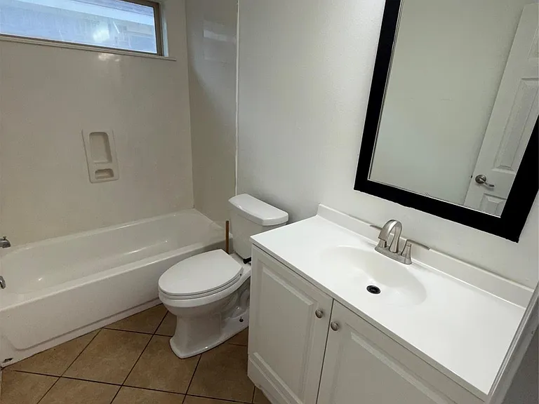 12650 Redbud Villa Ln — Photo 20