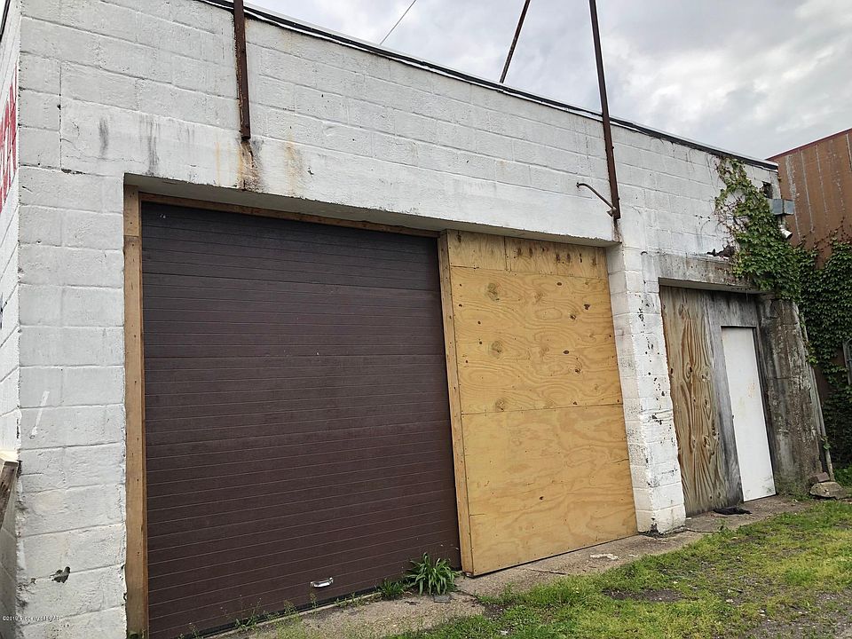 2nd image of 432 Hazle St