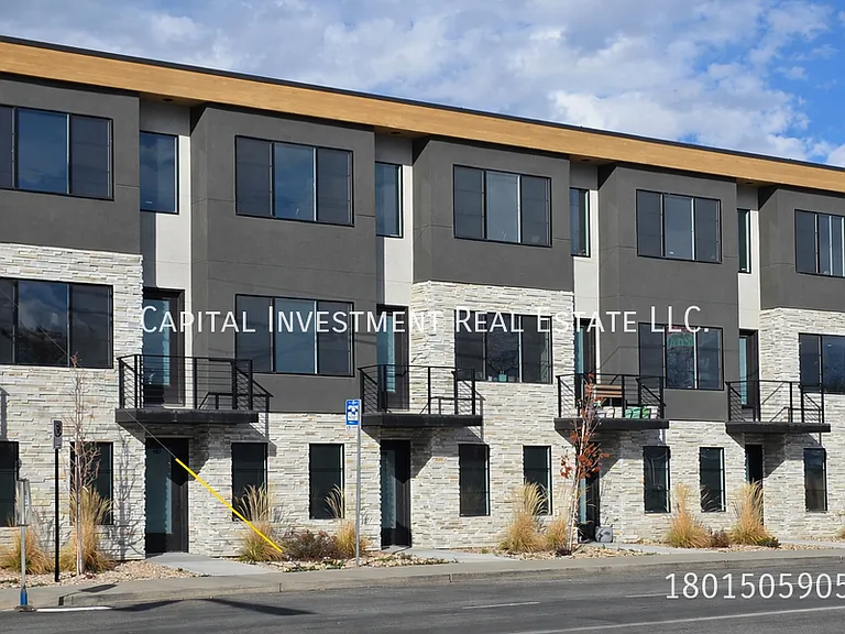 1689 S West Temple St #102 — Photo 2