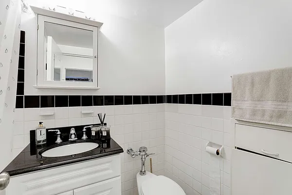 Sold by Carini Group | media 10