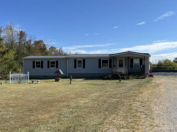 7586 Mad River Rd, Hillsboro, OH 45133