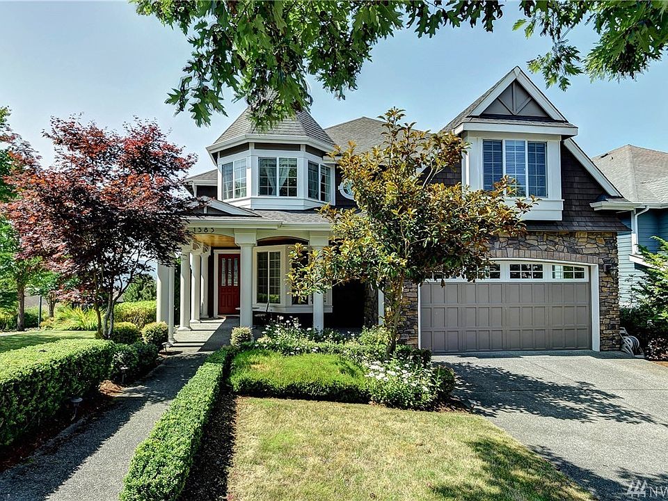 1st image of 1585 25th Ave NE