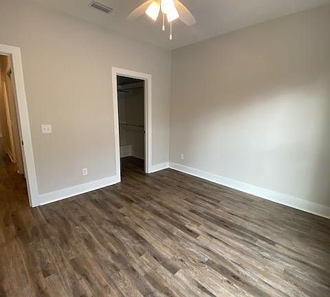3rd image of 136 Glyndale Dr #15