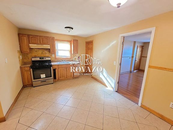 2nd image of 226-228 Columbia Ave #2RA