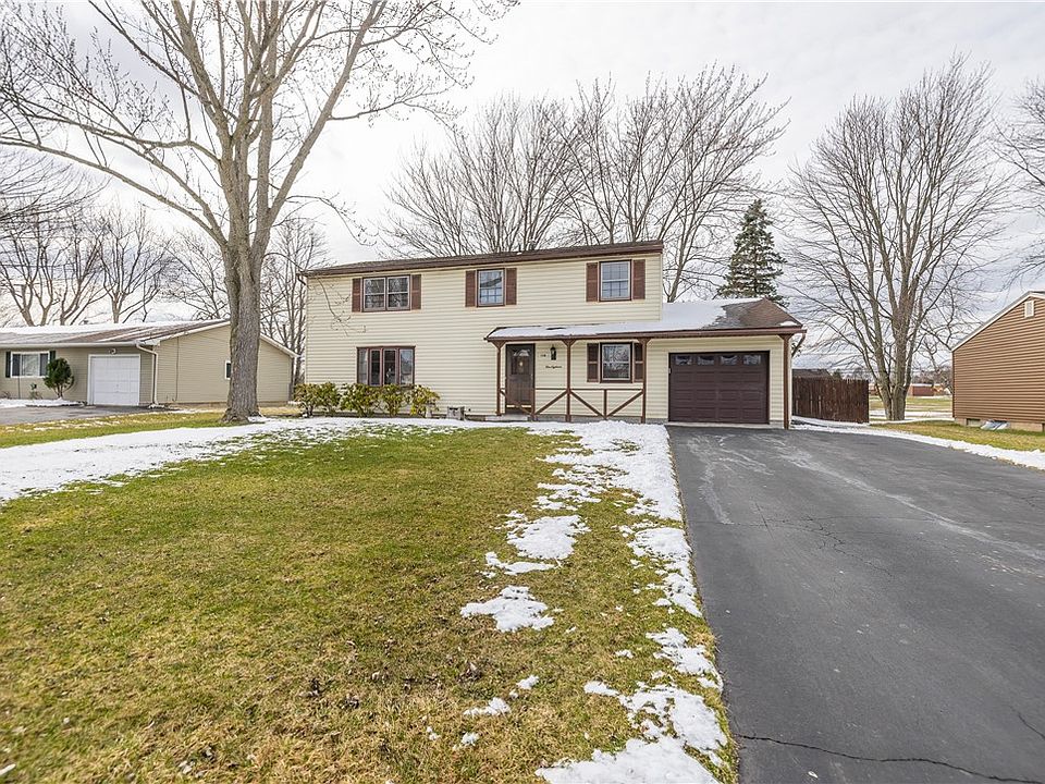 1st image of 118 Clooney Dr