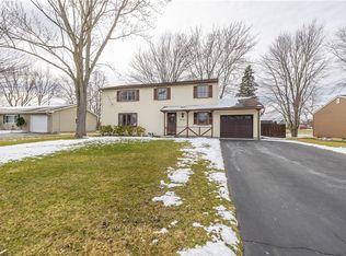 118 Clooney Dr, Henrietta, NY 14467