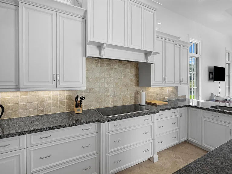 12200 Sunnydale Dr — Photo 17