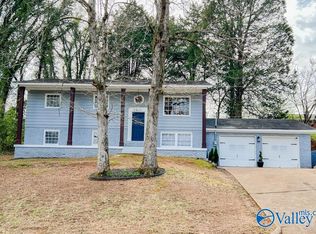 3821 Timbercrest Dr NW, Huntsville, AL 35810