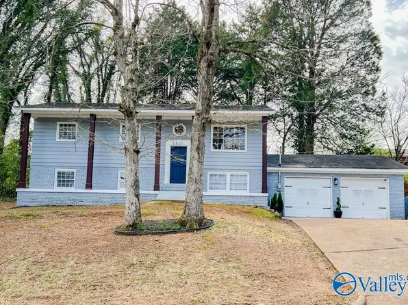 3821 Timbercrest Dr NW, Huntsville, AL 35810