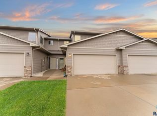 7124 S Bridger Pl, Sioux Falls, SD 57108
