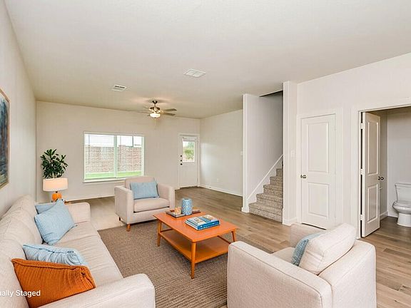 4th image of 1529 Harvester Dr
