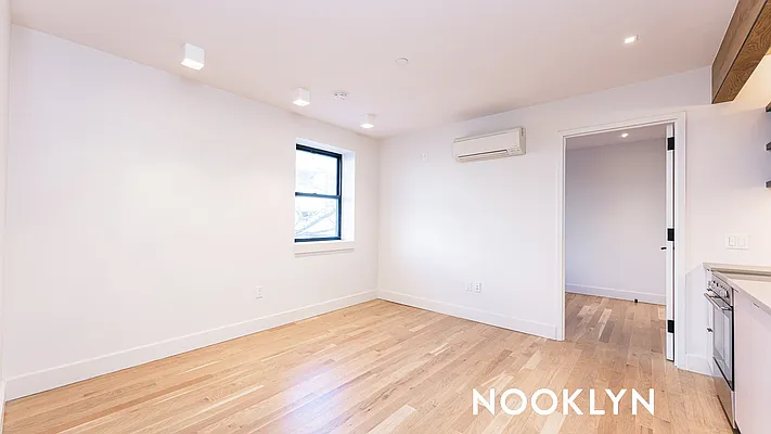 Rented by Nooklyn NYC LLC | media 30