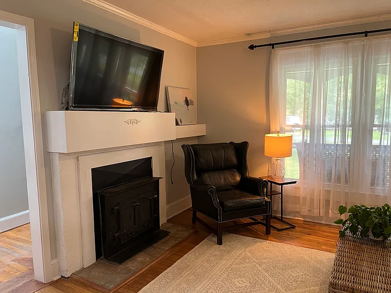 204 Louise Ave #5/6 — Photo 7