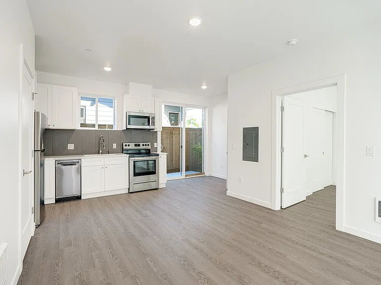 6841 N Montana Ave — Photo 21