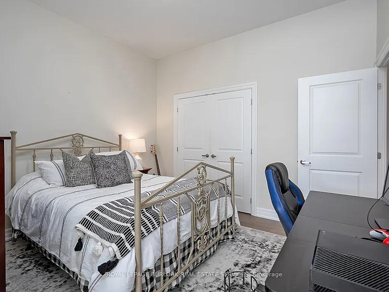 1878 Gordon St #202 — Photo 16