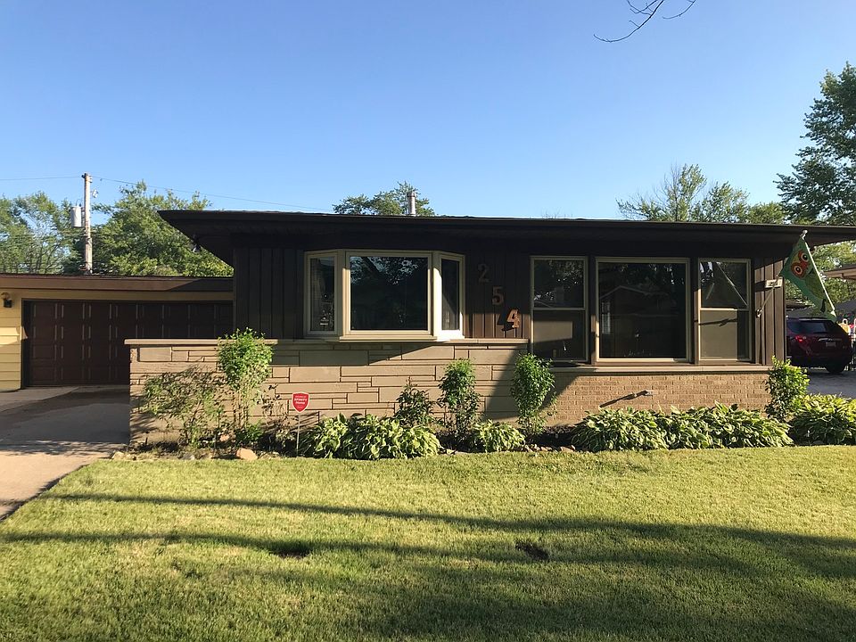 1st image of 254 W Elmwood Dr