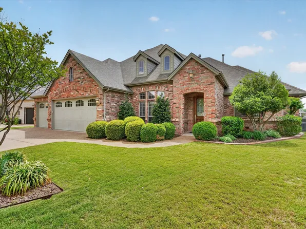 2312 Marseilles Ct, Granbury, TX 76048