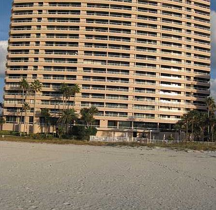 2nd image of 1340 Gulf Blvd APT 6D
