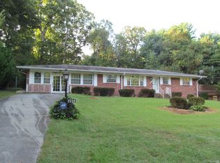 1229 Ada Ave, Winston Salem, NC 27105