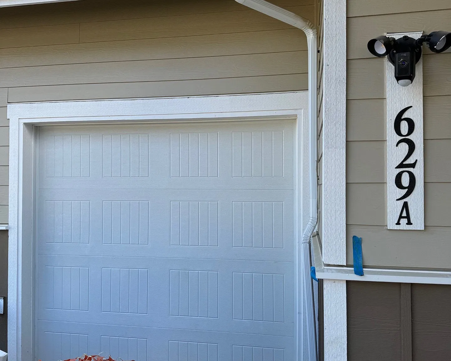 4 bed, 2.5 bath, 1966 sqft, $2,595 — Photo 2