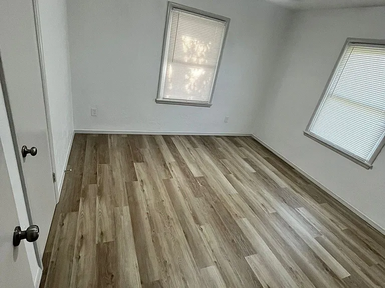 3802 NW Arlington Ave — Photo 23