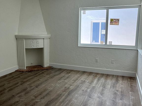 2nd image of 911 Michigan Ave APT 3